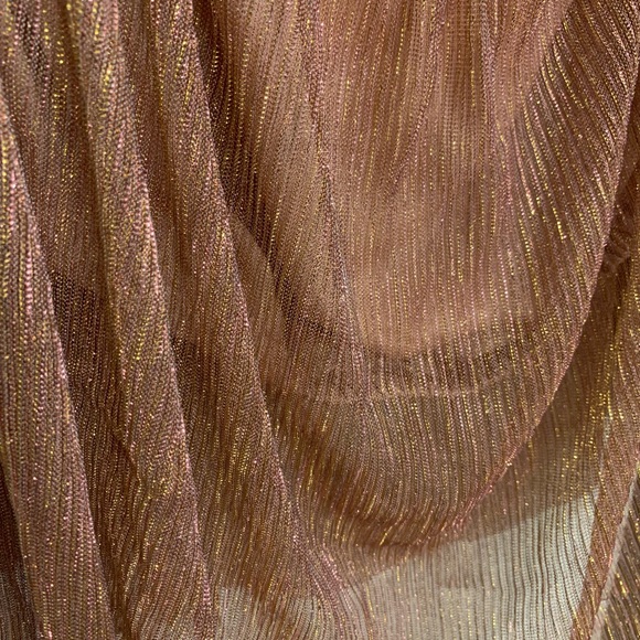 Rose Gold Crop Top - Picture 2 of 3